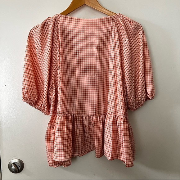 Lauren conrad flowy gingham top - Picture 3 of 6